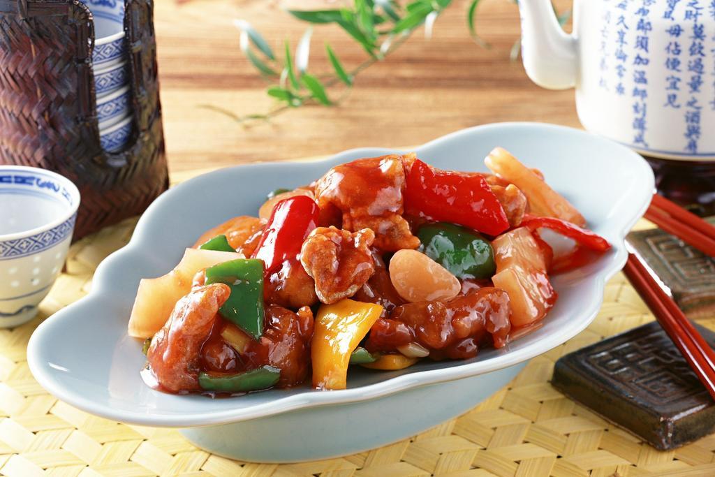 Hotel Port Plaza Chiba Luaran gambar Sweet and sour pork