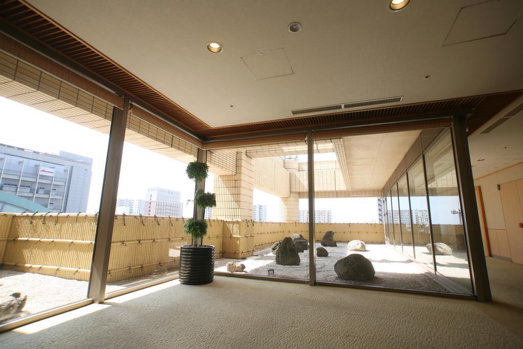 Hotel Port Plaza Chiba Luaran gambar A tea room at the Kyoto International Conference Center